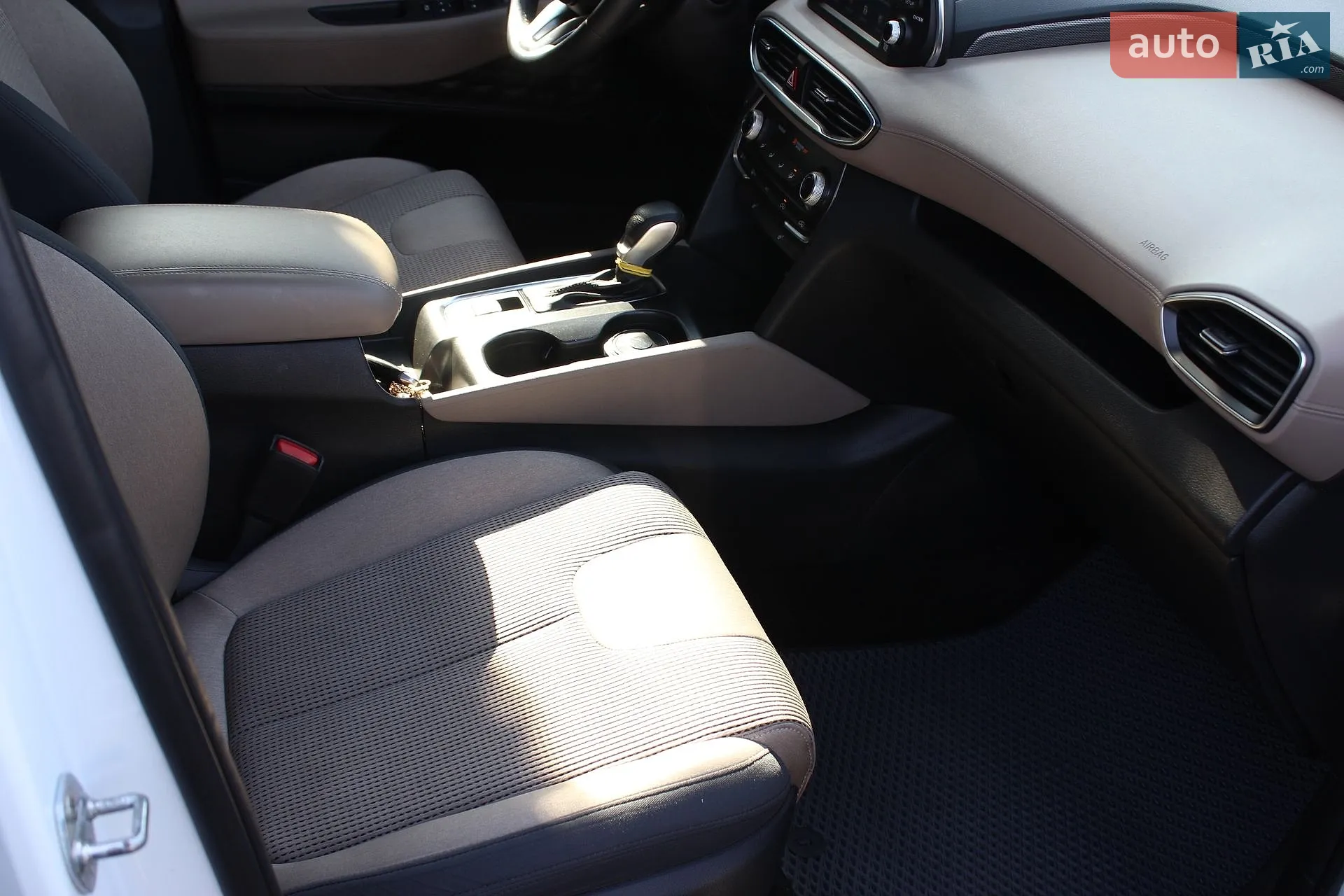 2018 Hyundai Santa Fe - мініатюра 12