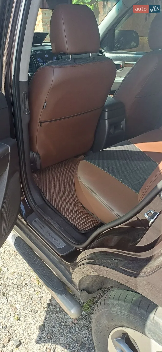 2012 Hyundai Santa Fe - мініатюра 9