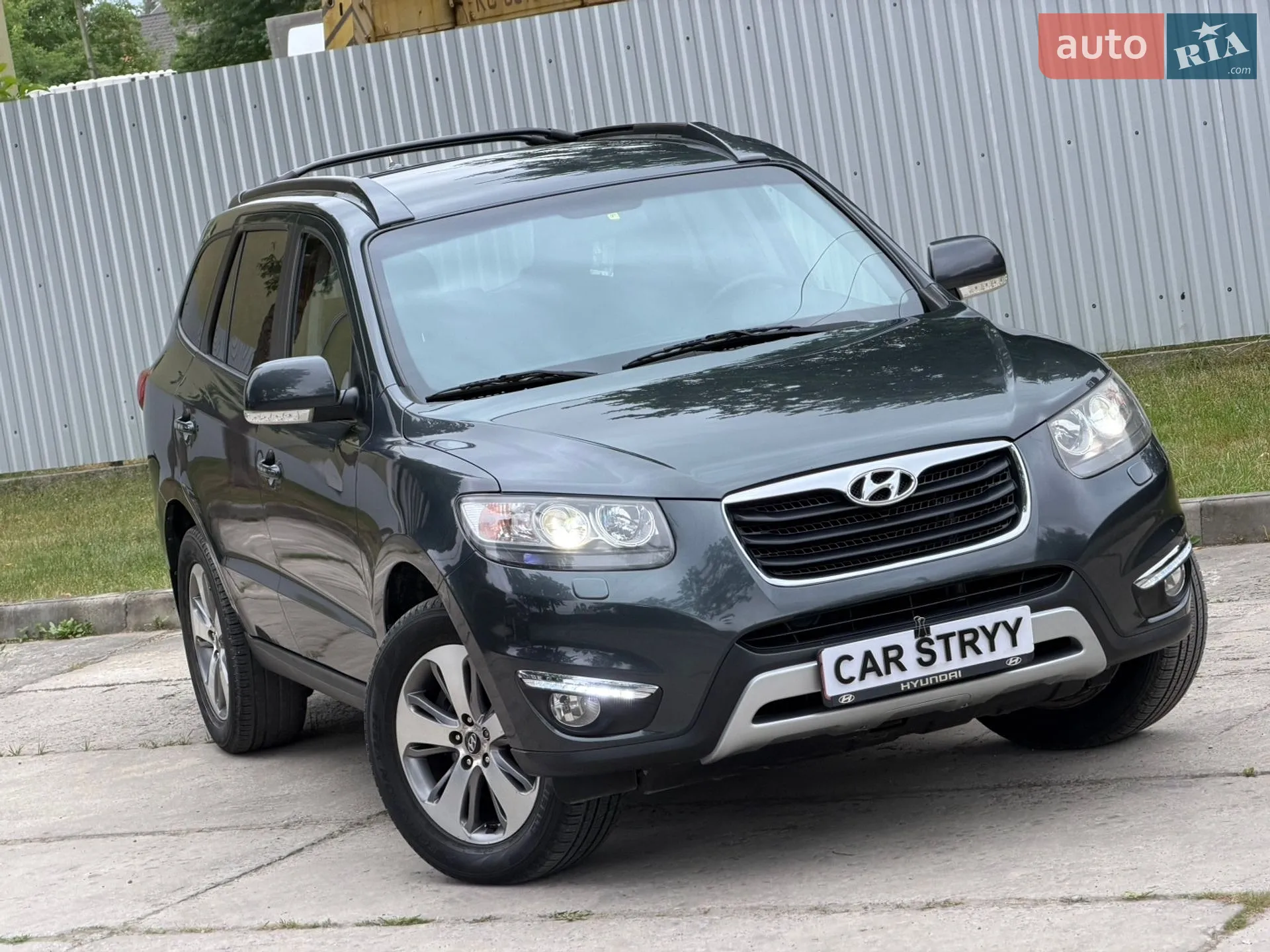 2011 Hyundai Santa Fe - мініатюра 6