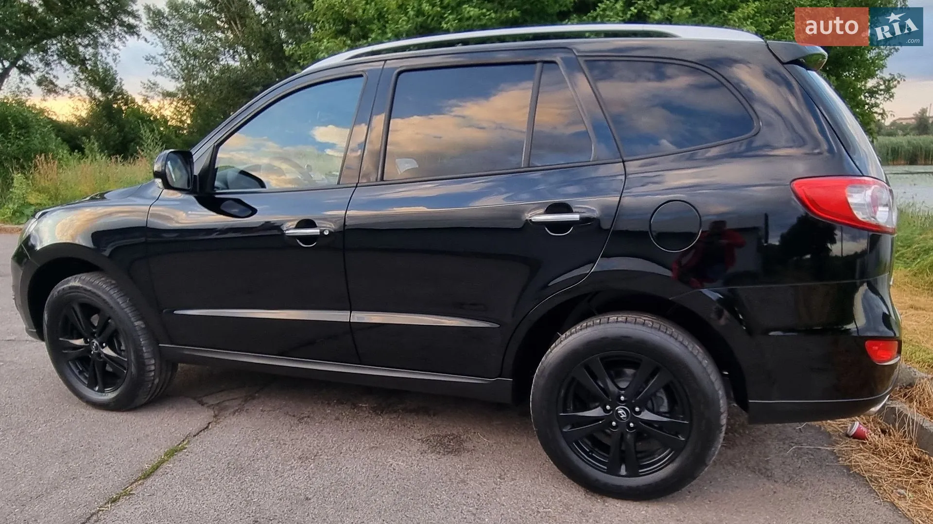2011 Hyundai Santa Fe - мініатюра 8