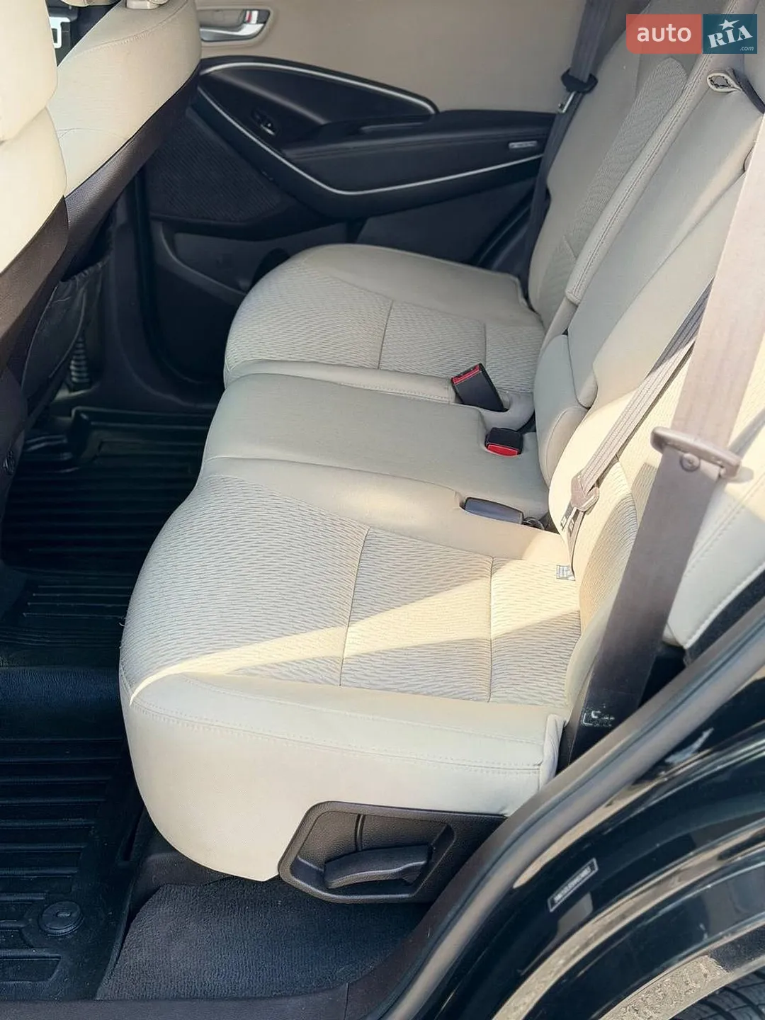 2016 Hyundai Santa Fe - мініатюра 10