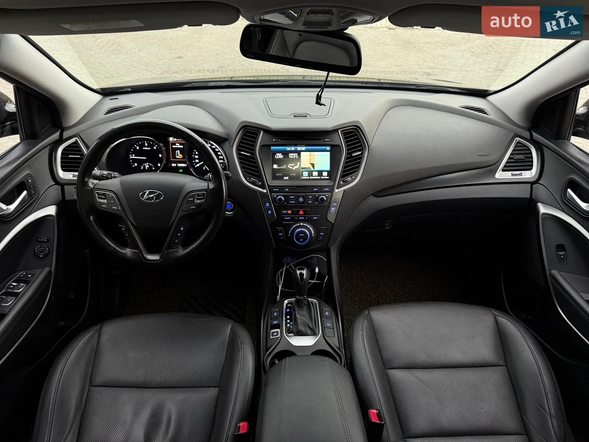 2016 Hyundai Santa Fe - мініатюра 21
