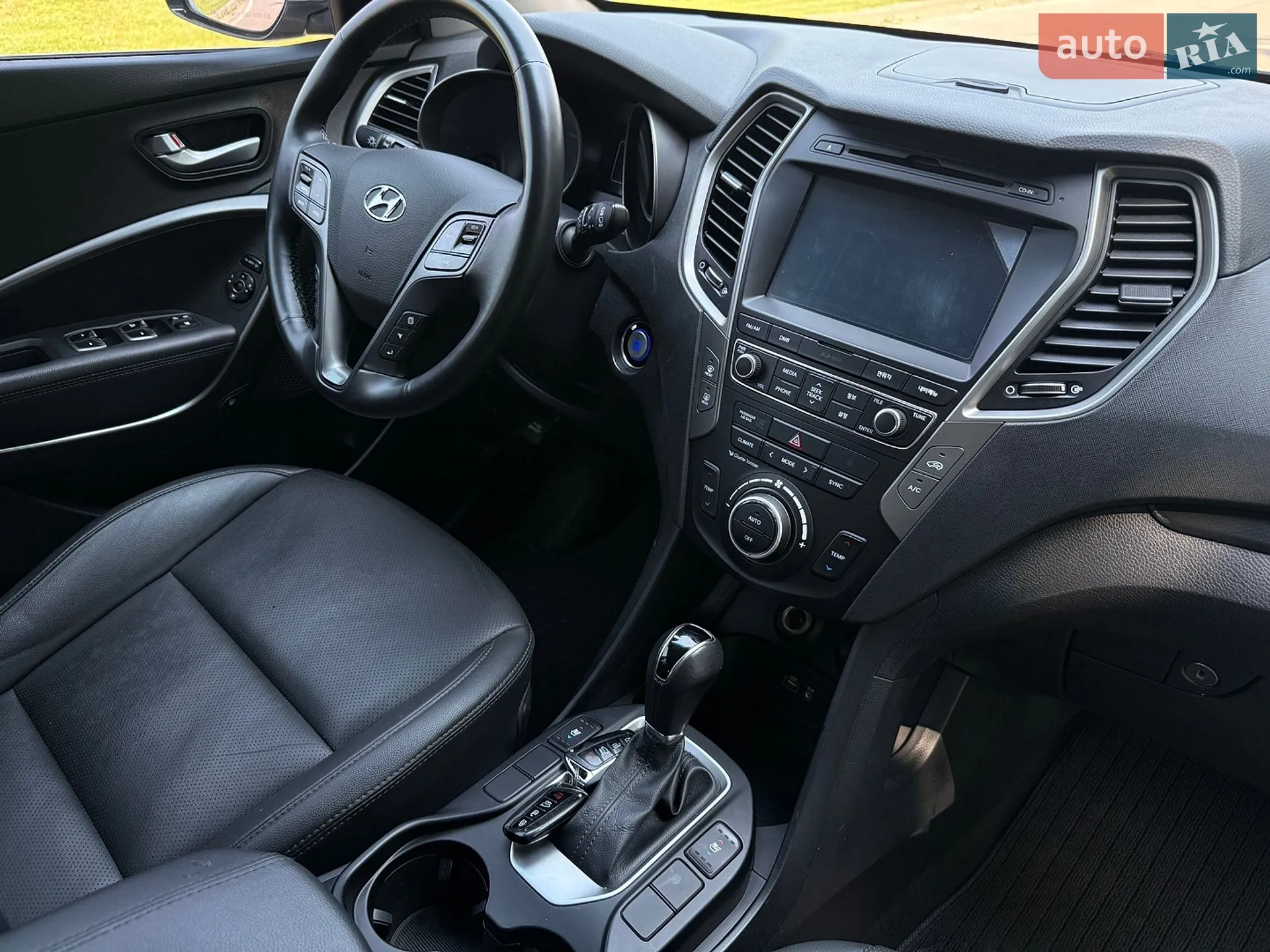 2016 Hyundai Santa Fe - мініатюра 29