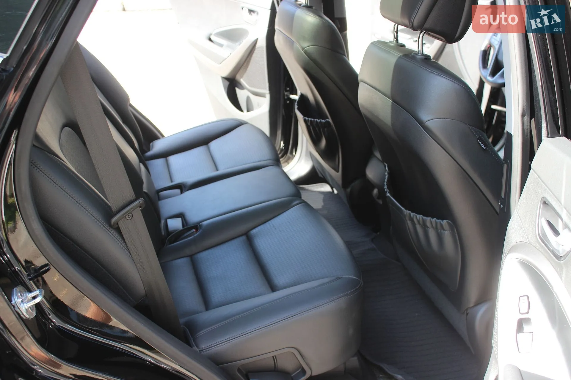 2012 Hyundai Santa Fe - мініатюра 28