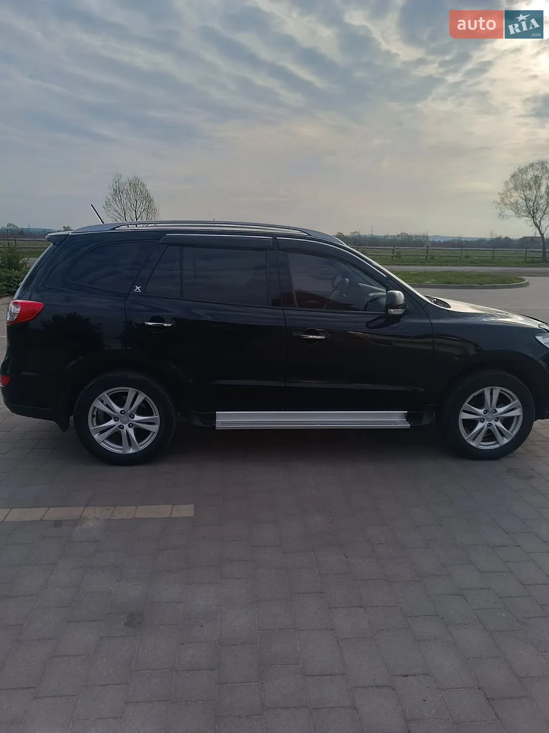 2011 Hyundai Santa Fe - мініатюра 2