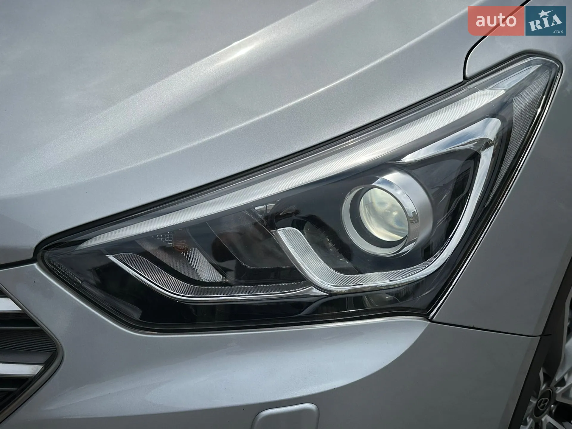 2016 Hyundai Santa Fe - мініатюра 16