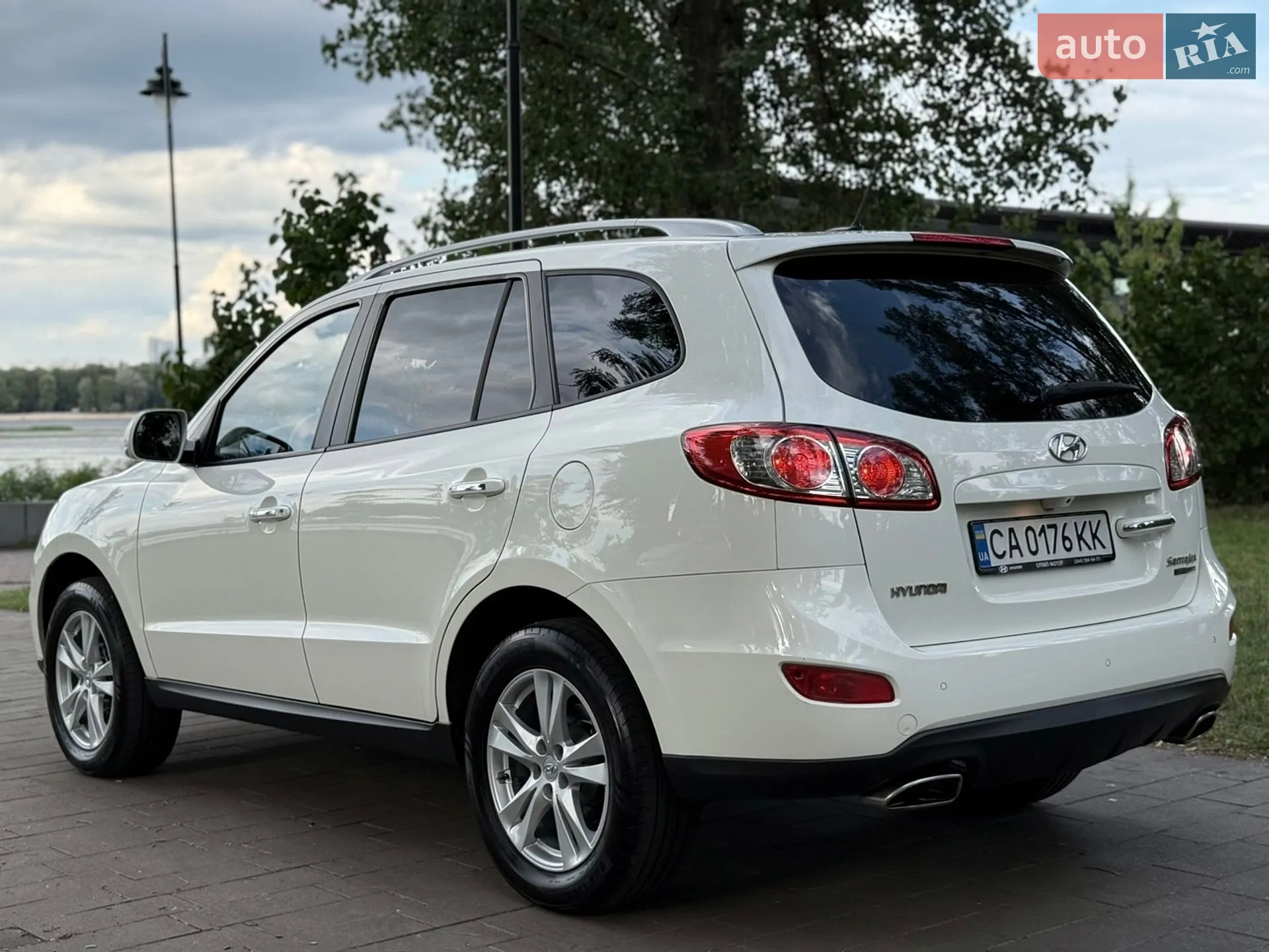 2011 Hyundai Santa Fe - мініатюра 10
