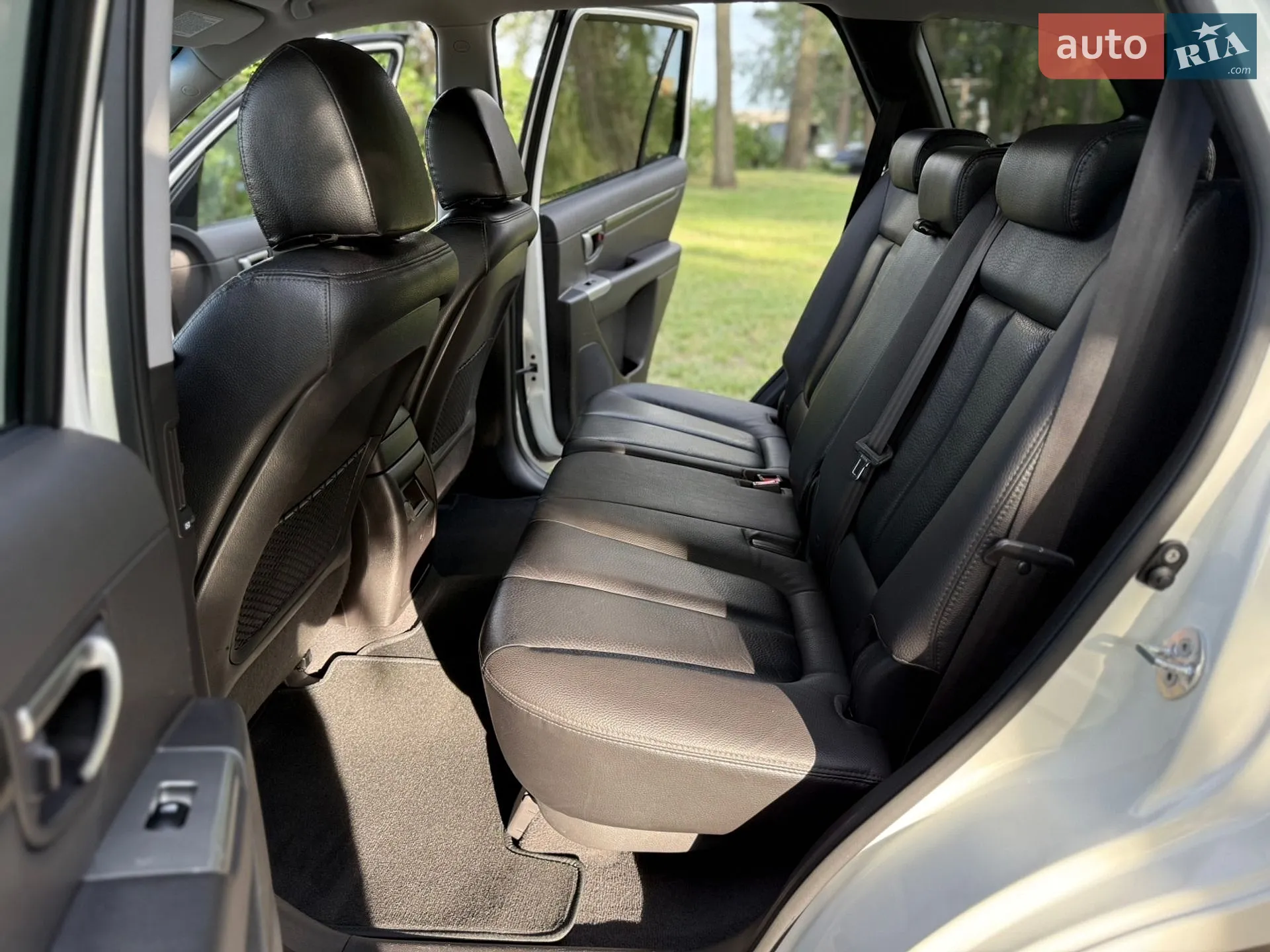 2011 Hyundai Santa Fe - мініатюра 29