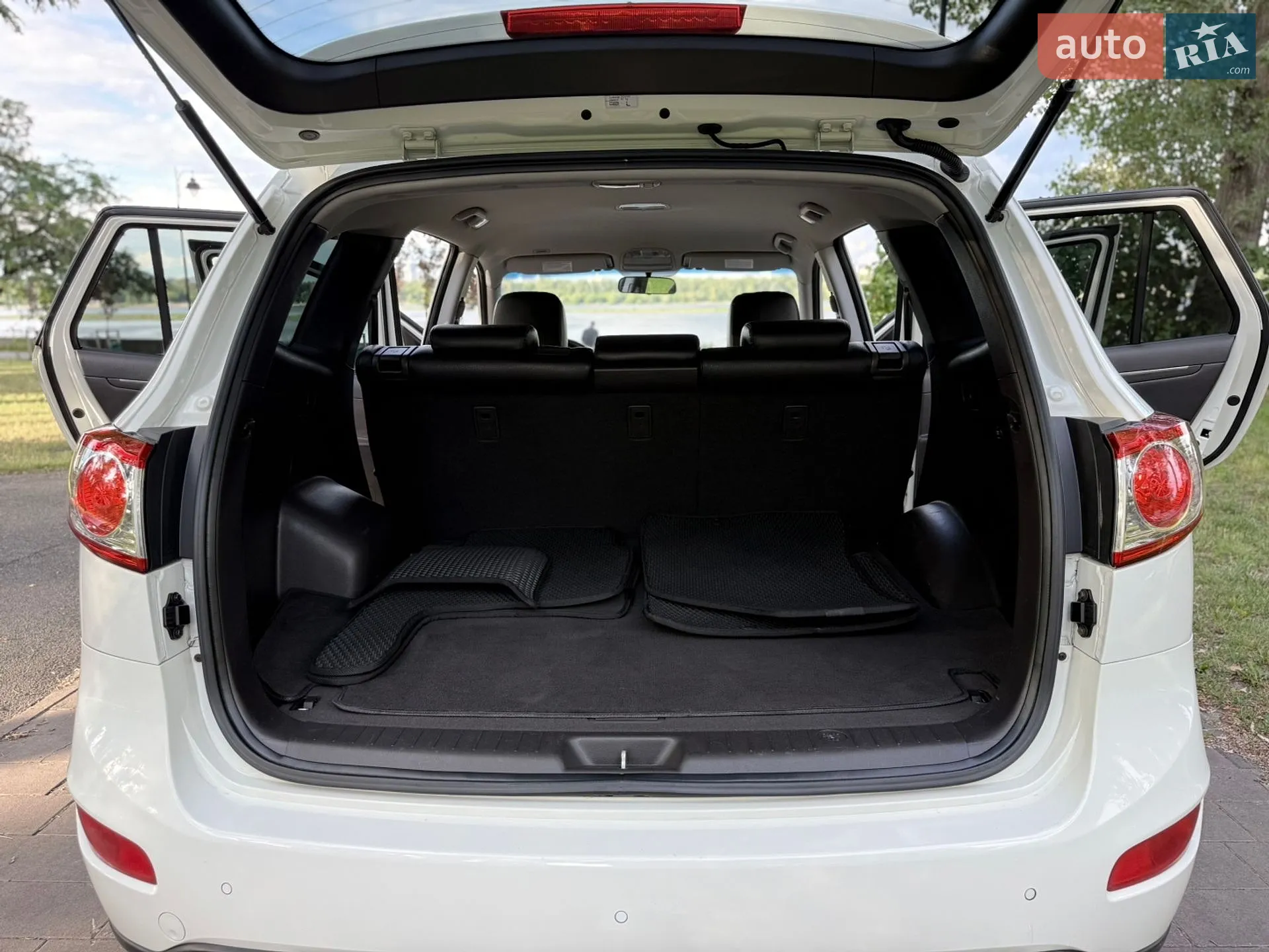 2011 Hyundai Santa Fe - мініатюра 50