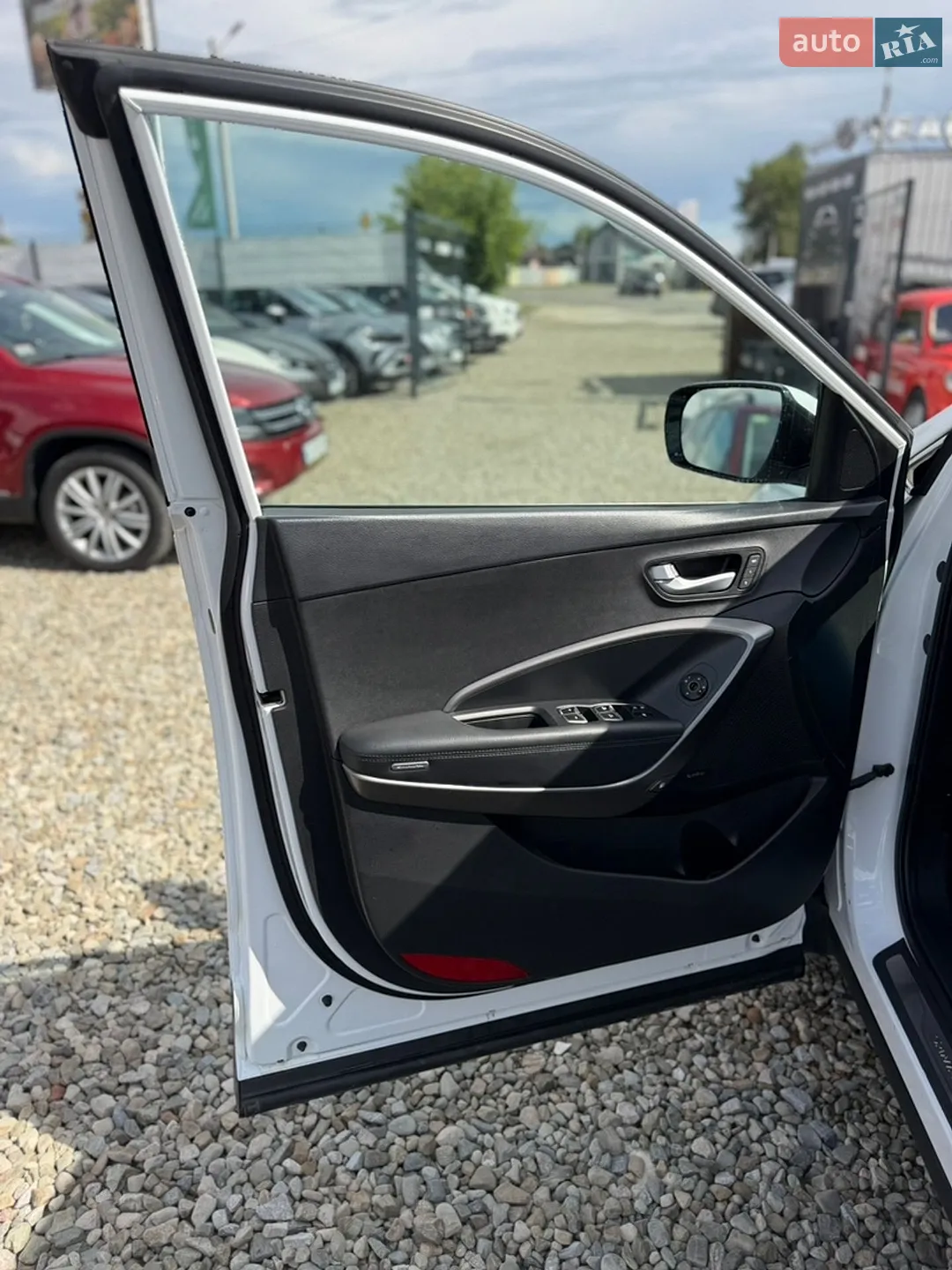 2016 Hyundai Santa Fe - мініатюра 19