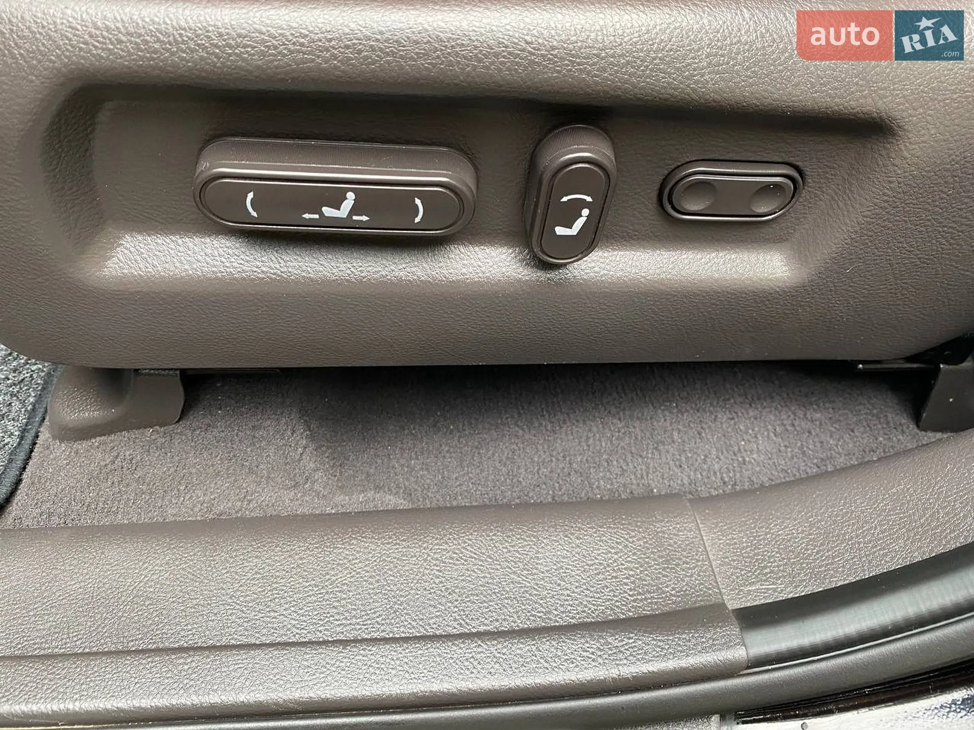 2011 Hyundai Santa Fe - мініатюра 104