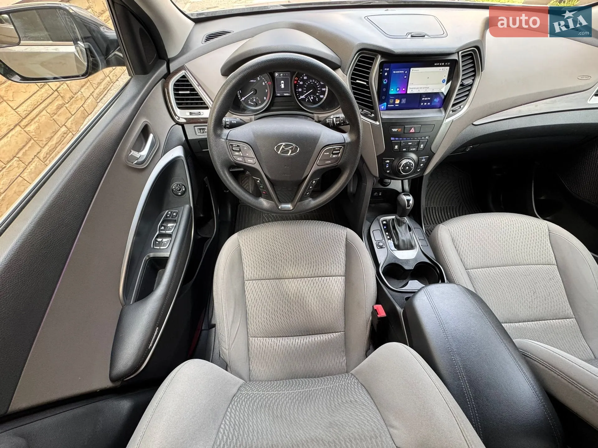 2017 Hyundai Santa Fe - мініатюра 11