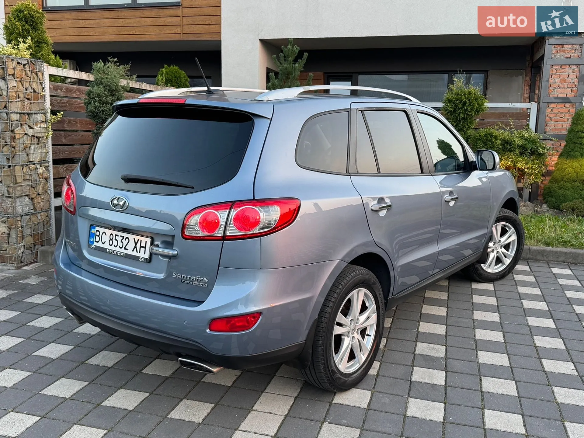 2010 Hyundai Santa Fe - мініатюра 16