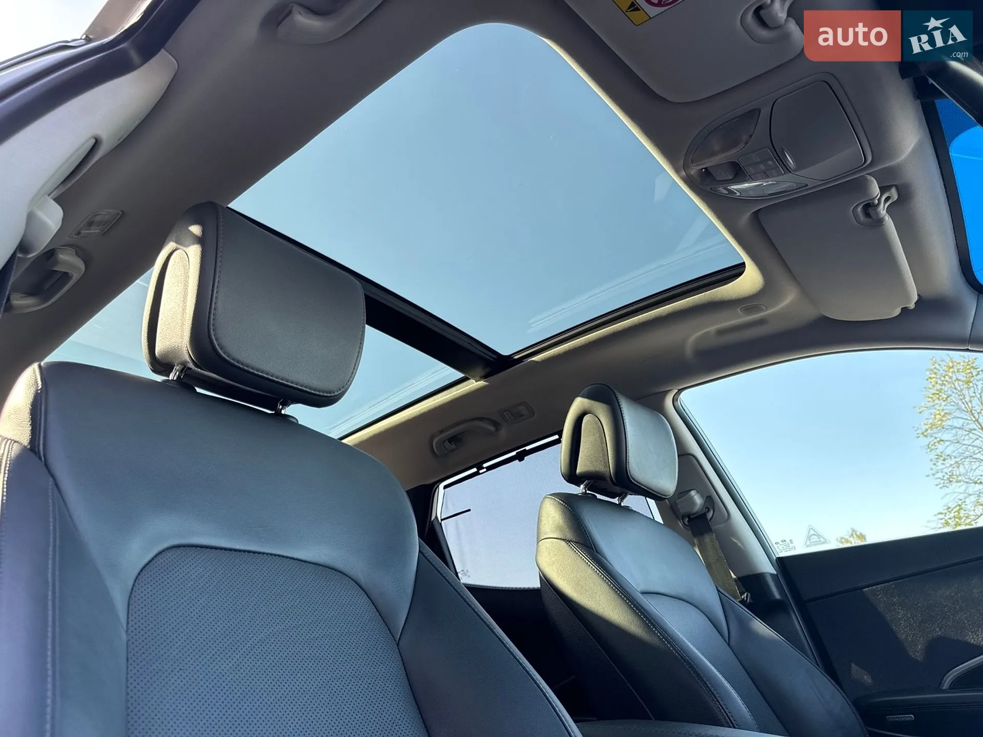 2015 Hyundai Santa Fe - мініатюра 19
