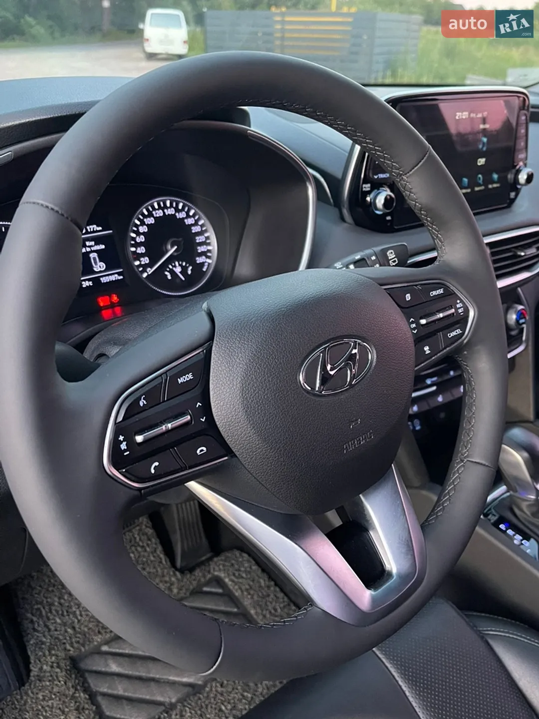 2018 Hyundai Santa Fe - мініатюра 25