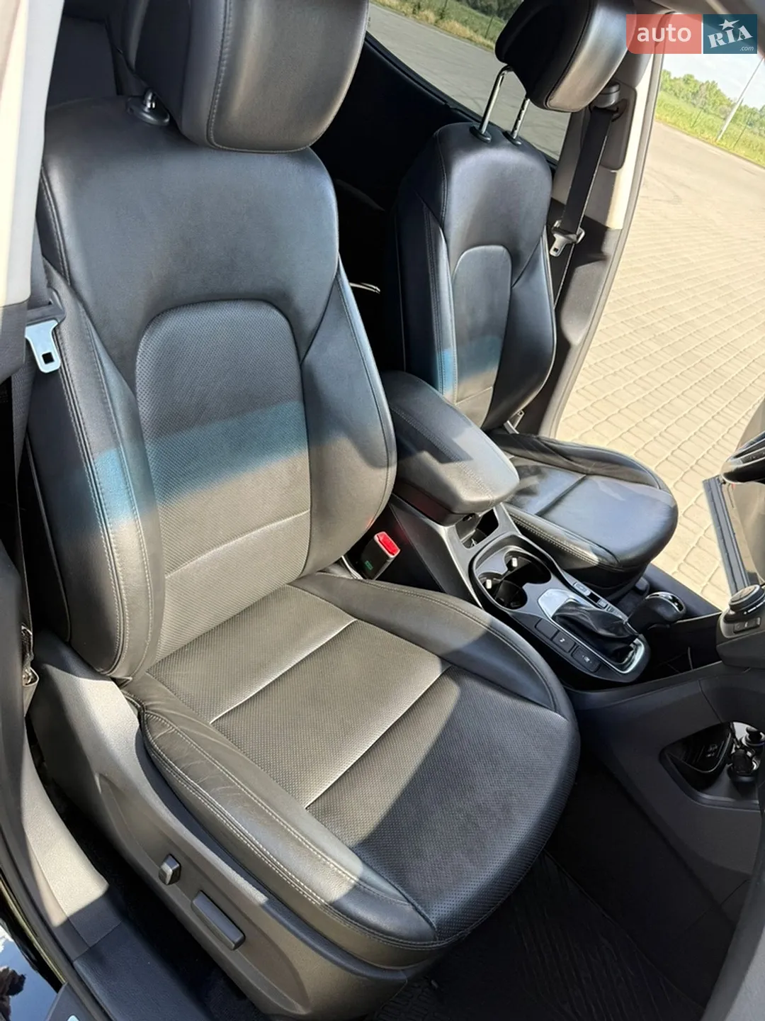 2017 Hyundai Santa Fe - мініатюра 38