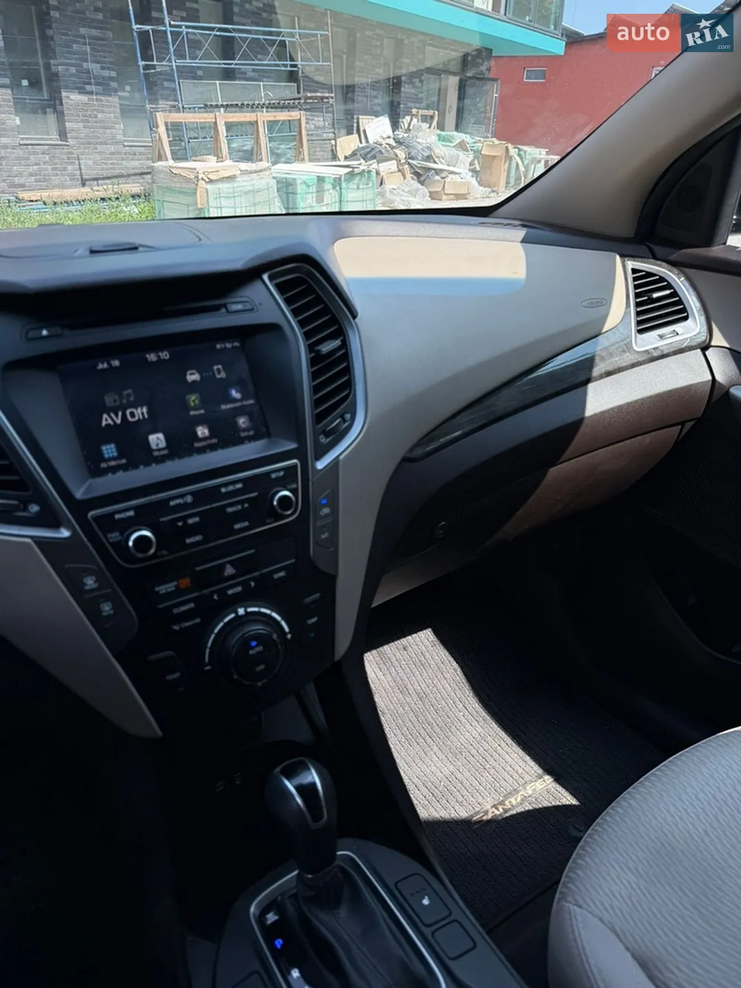 2017 Hyundai Santa Fe - мініатюра 10