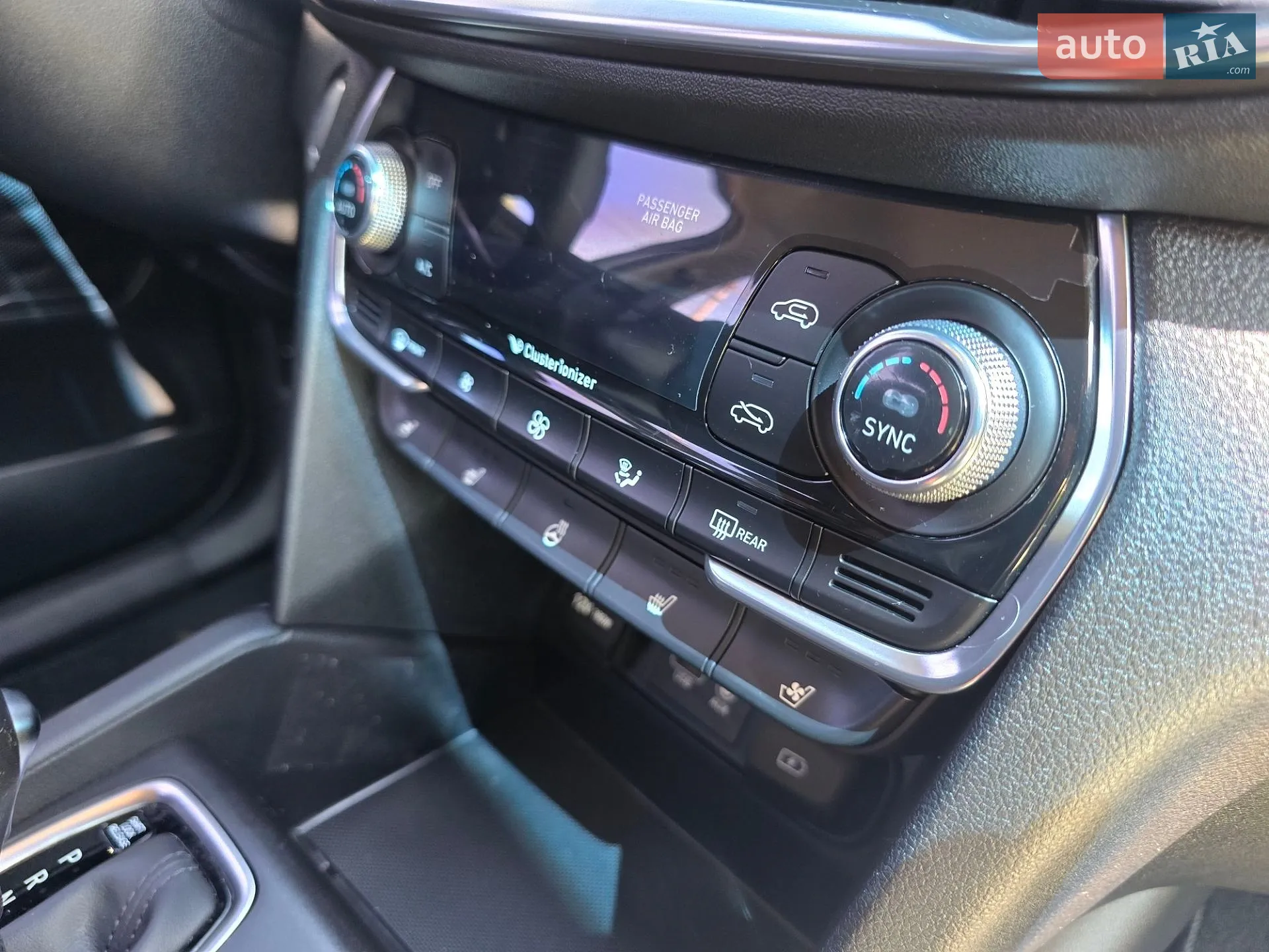 2018 Hyundai Santa Fe - мініатюра 11
