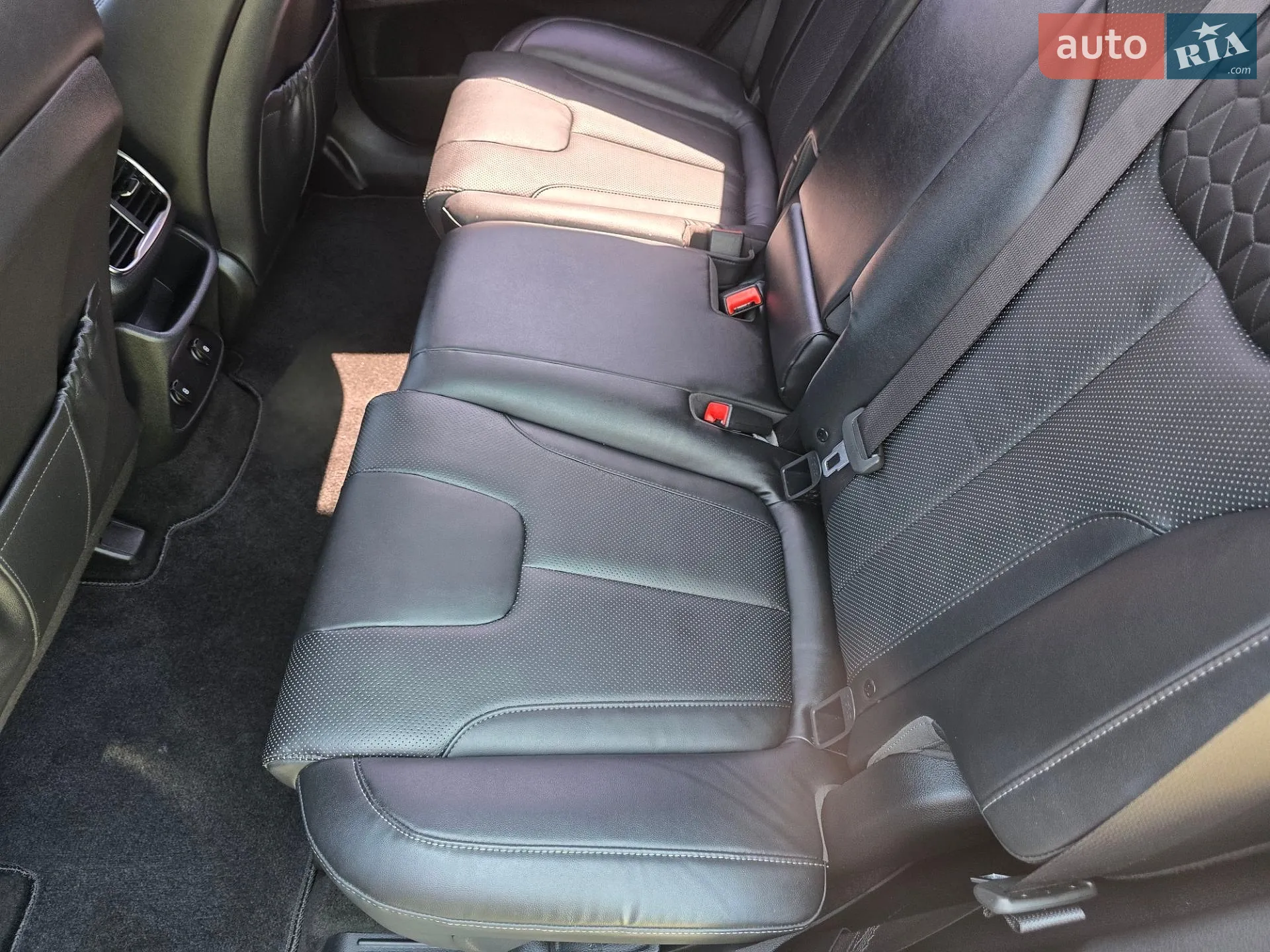 2018 Hyundai Santa Fe - мініатюра 9