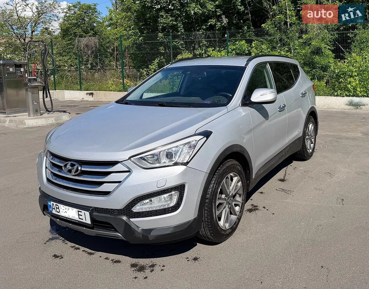 2011 Hyundai Santa Fe - мініатюра 12