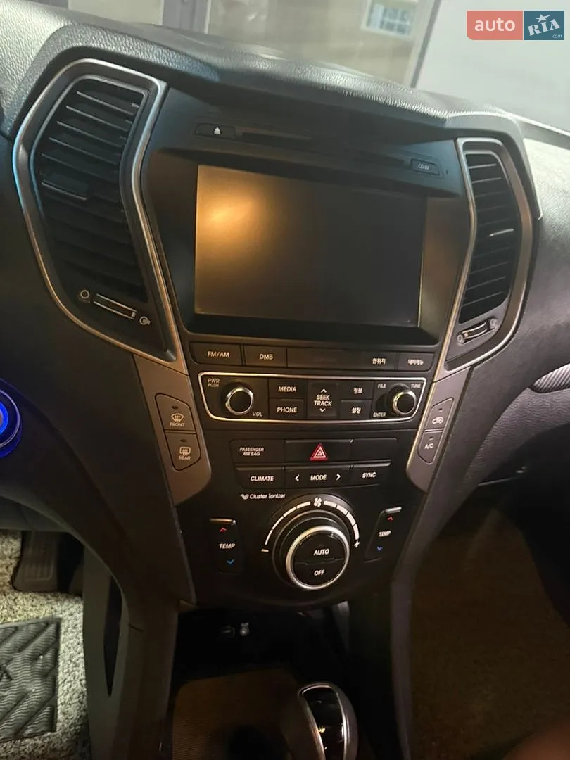 2015 Hyundai Santa Fe - мініатюра 16