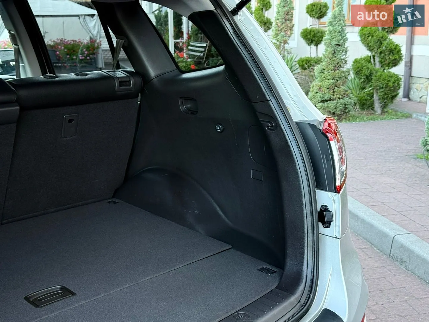 2011 Hyundai Santa Fe - мініатюра 61