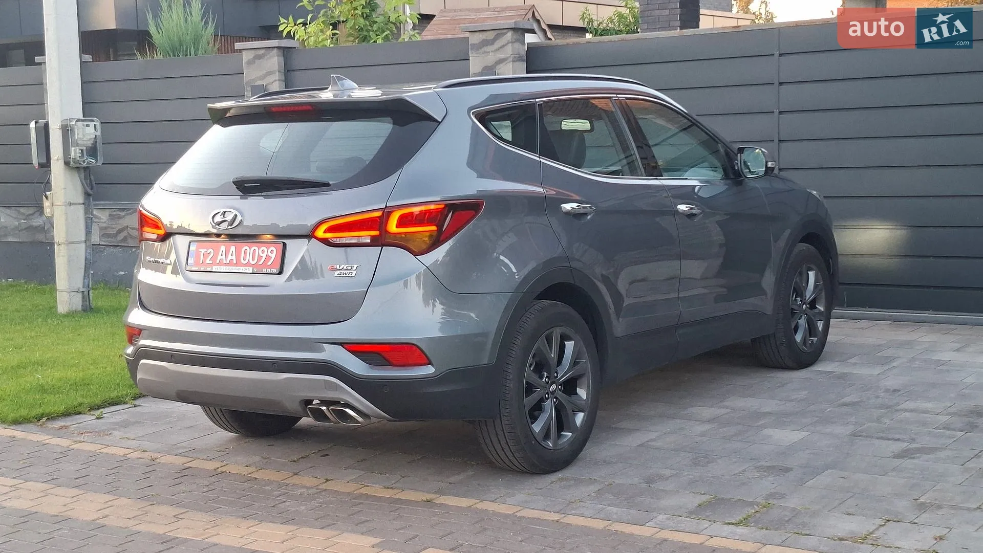 2017 Hyundai Santa Fe - мініатюра 12