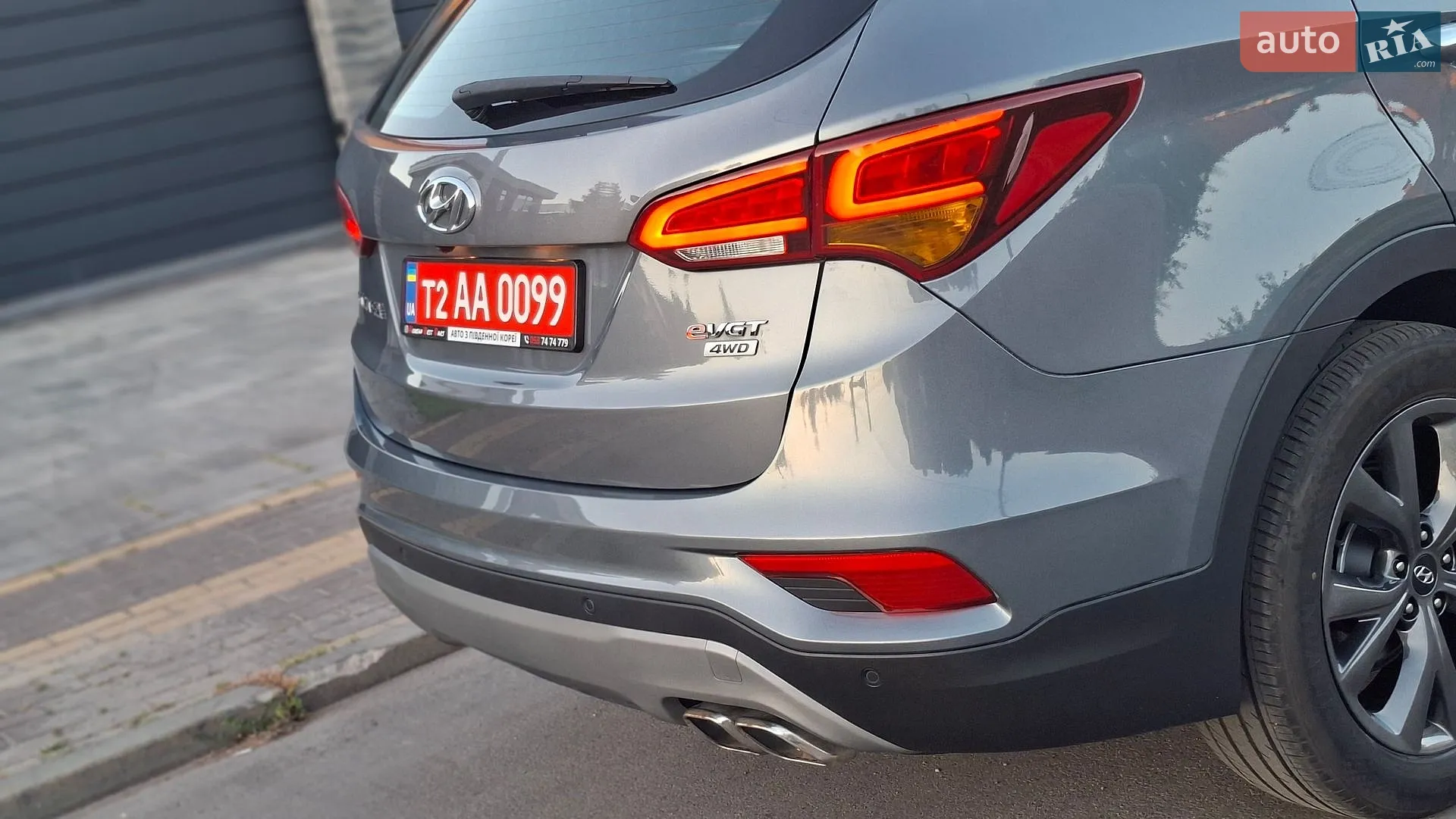 2017 Hyundai Santa Fe - мініатюра 16
