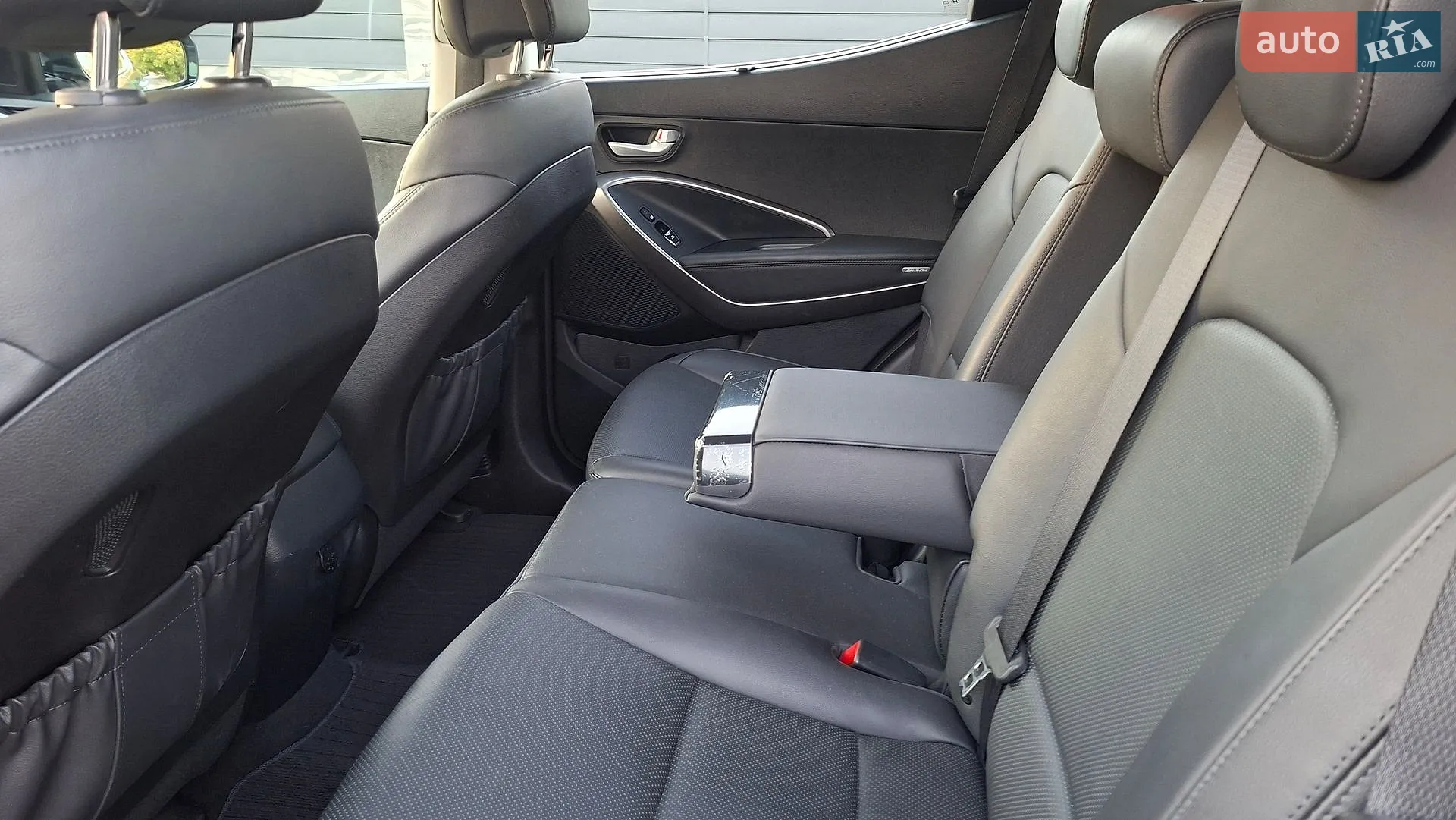 2017 Hyundai Santa Fe - мініатюра 33