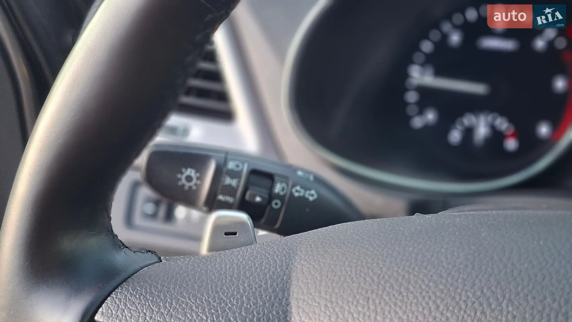 2017 Hyundai Santa Fe - мініатюра 49