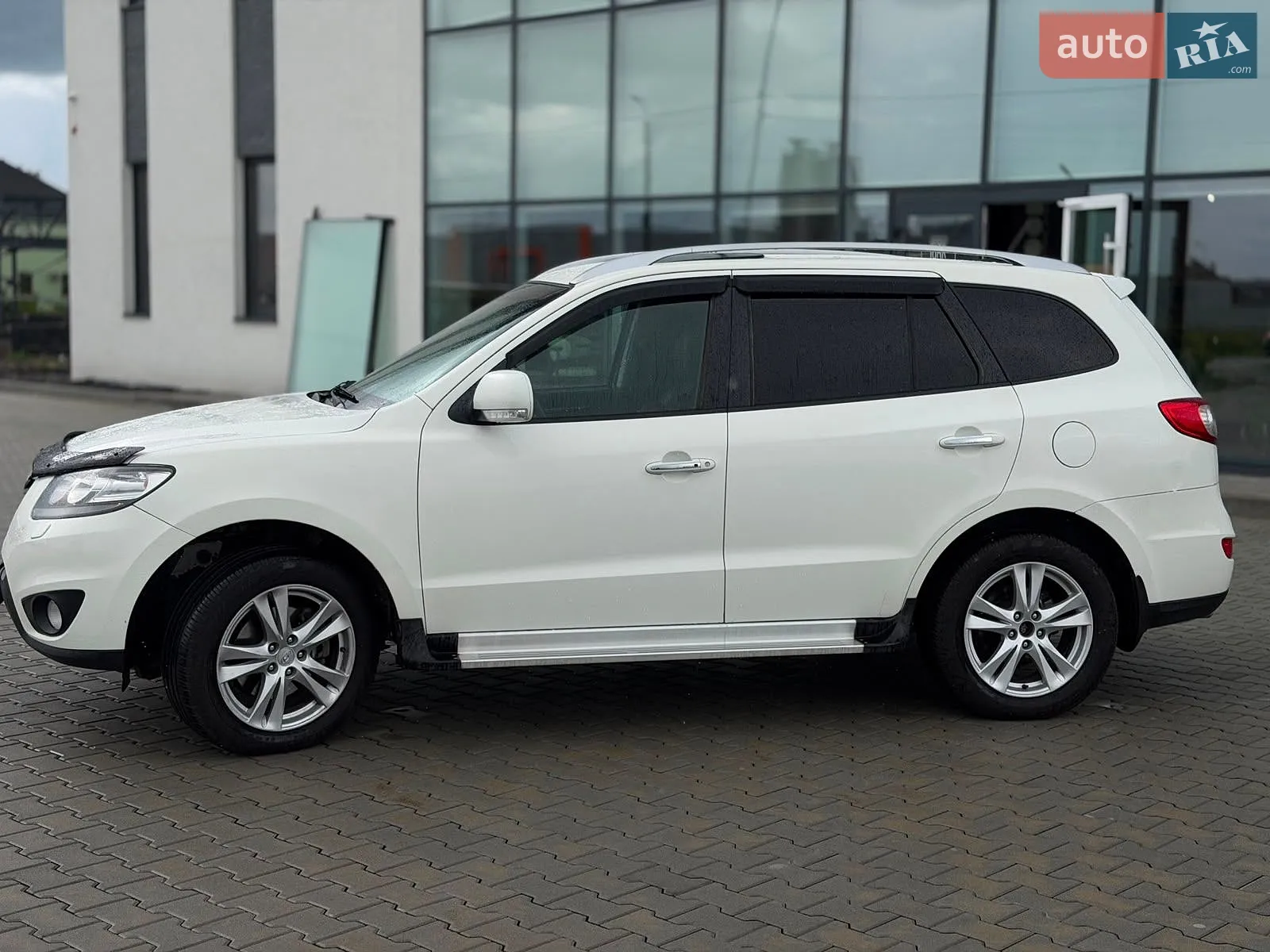 2011 Hyundai Santa Fe - мініатюра 4