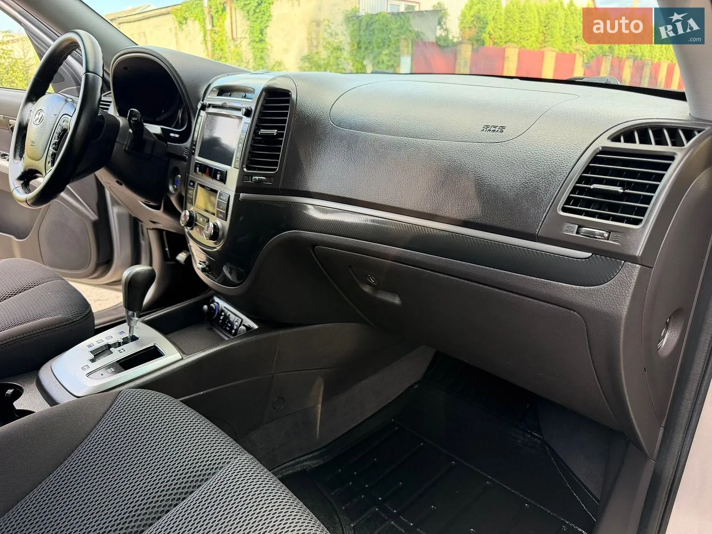 2010 Hyundai Santa Fe - мініатюра 33