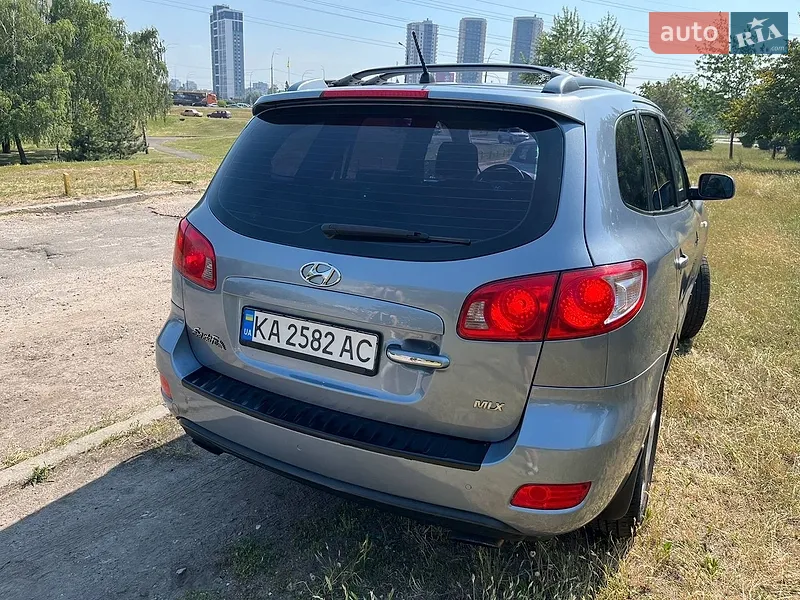 Hyundai Santa FE