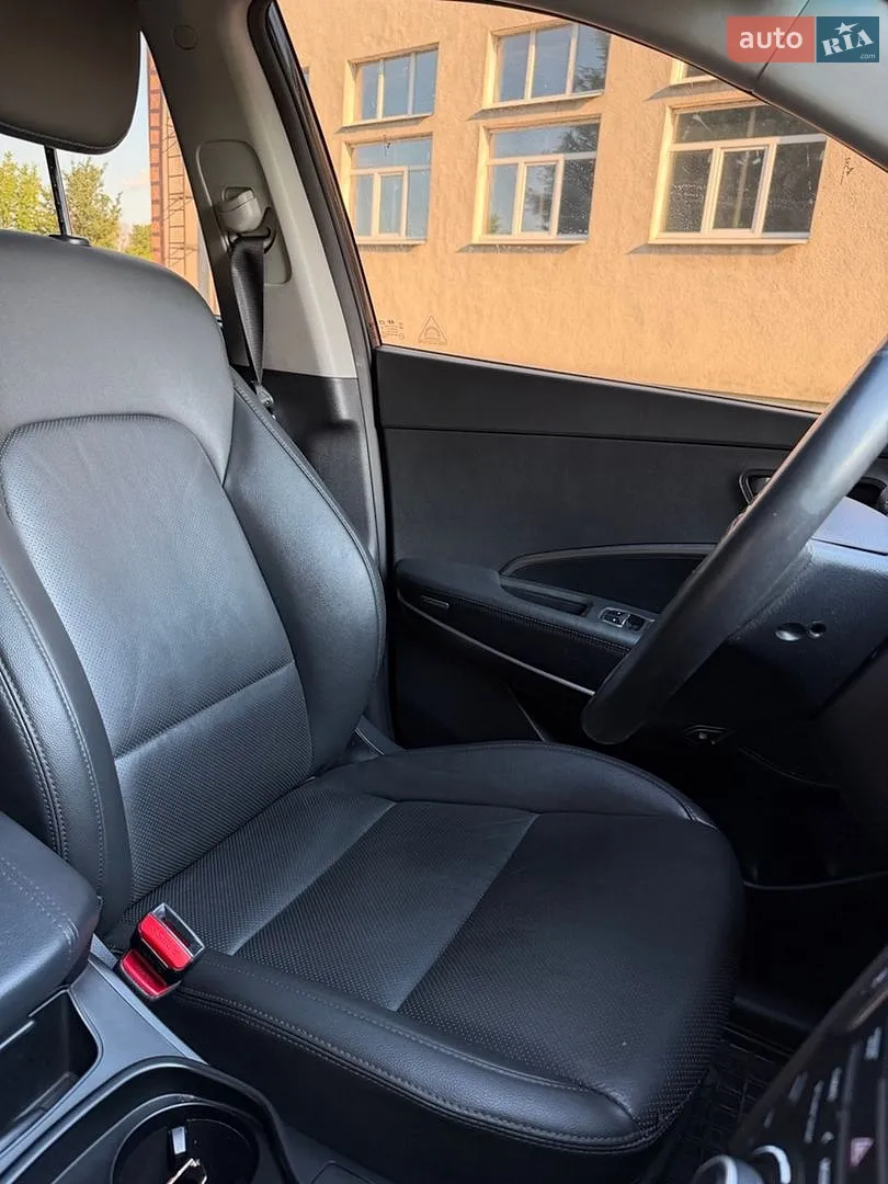 2016 Hyundai Santa Fe - мініатюра 11