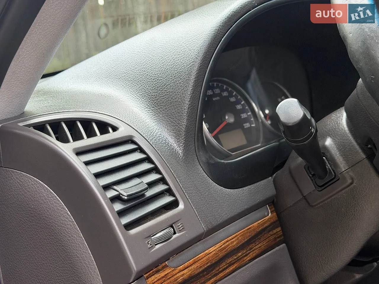 2012 Hyundai Santa Fe - мініатюра 24