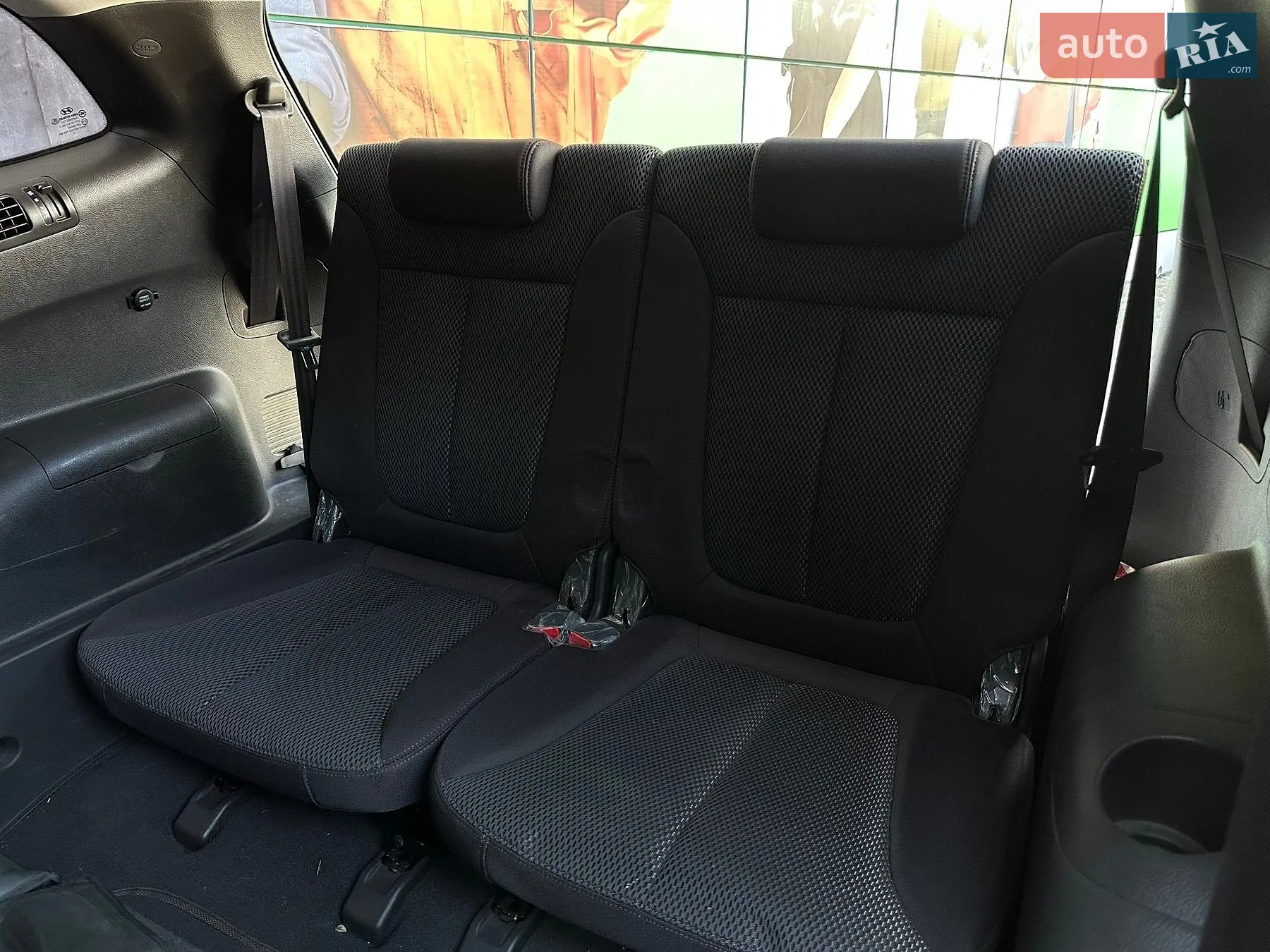 2010 Hyundai Santa Fe - мініатюра 28