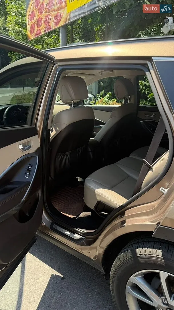 2014 Hyundai Santa Fe - мініатюра 14
