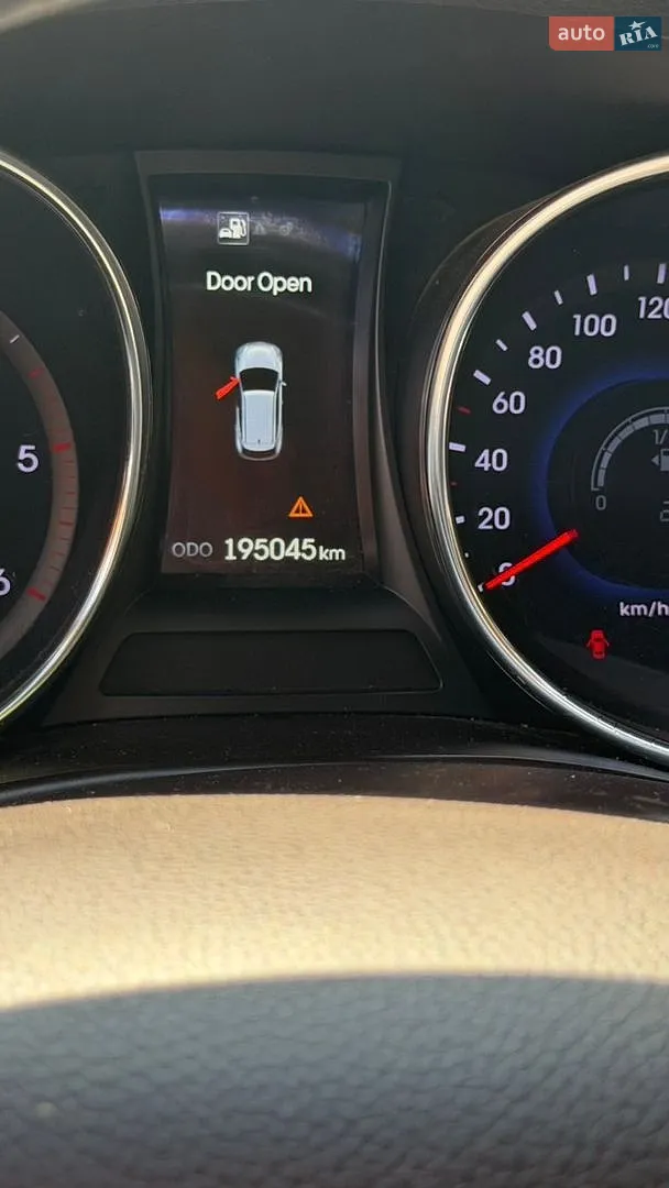 2014 Hyundai Santa Fe - мініатюра 17