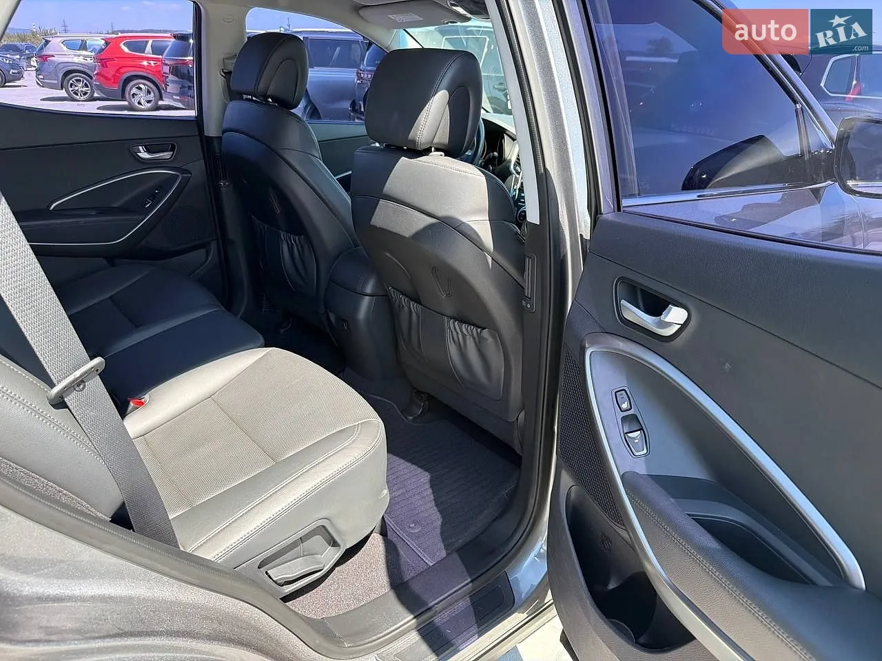 2016 Hyundai Santa Fe - мініатюра 16