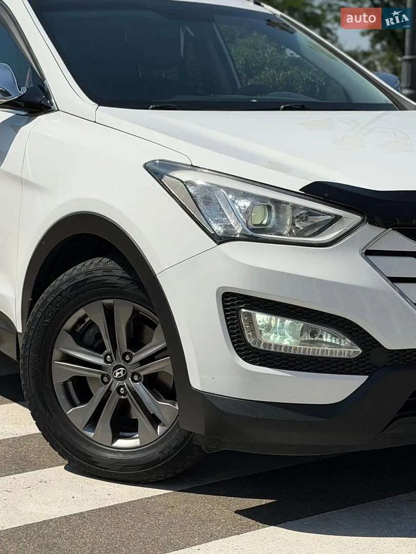 2012 Hyundai Santa Fe - мініатюра 4