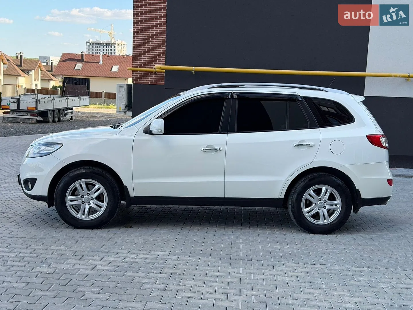 2011 Hyundai Santa Fe - мініатюра 12