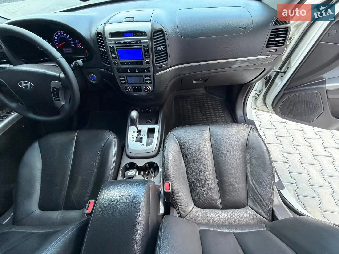 2011 Hyundai Santa Fe - мініатюра 28