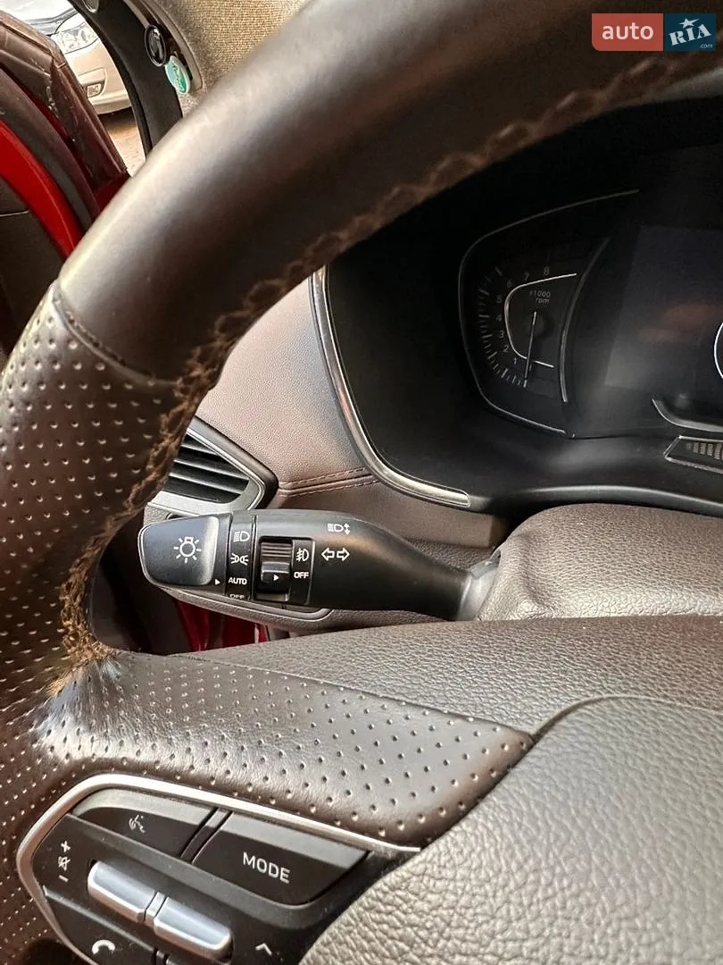 2019 Hyundai Santa Fe - мініатюра 14