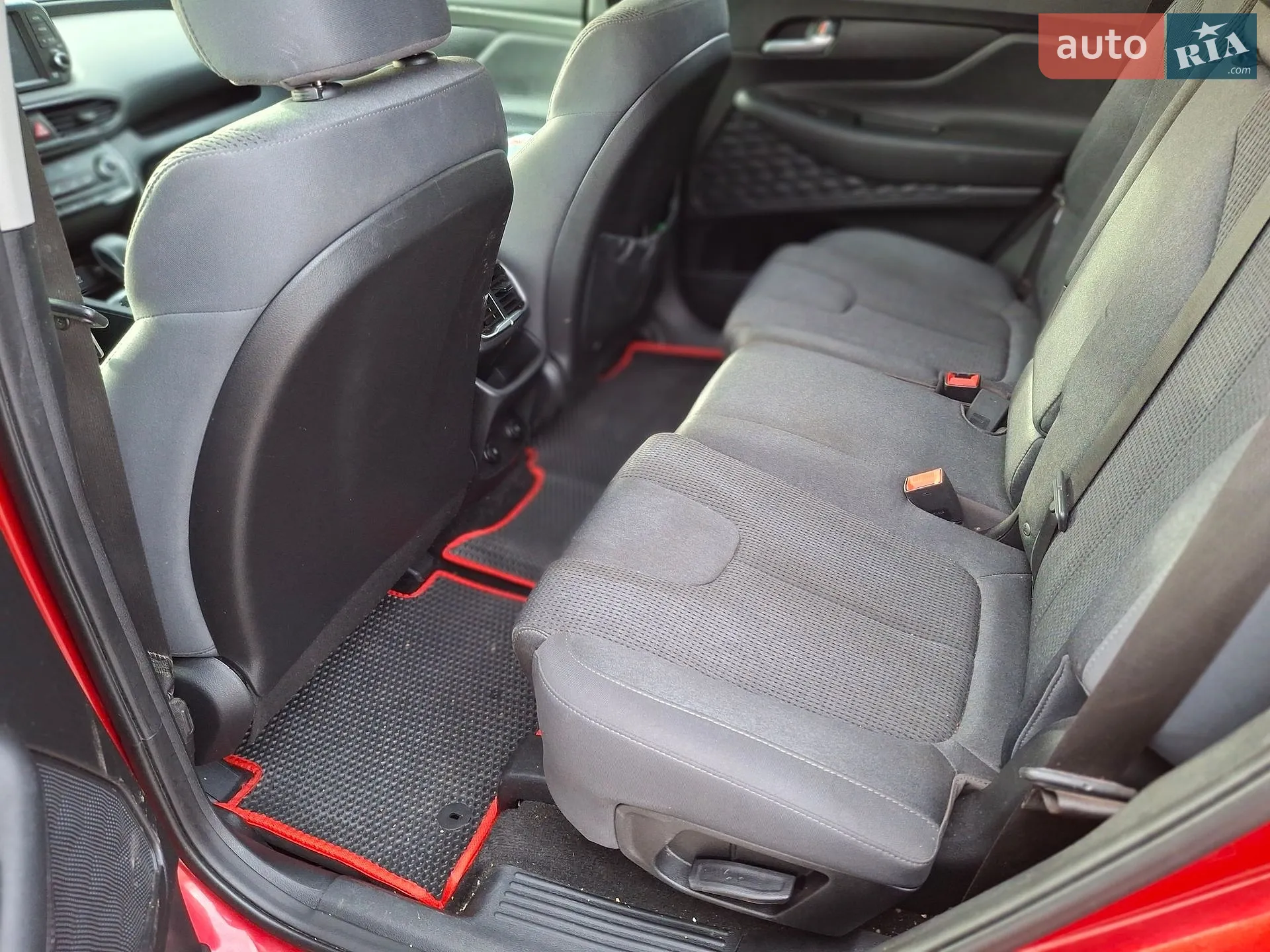 2019 Hyundai Santa Fe - мініатюра 10