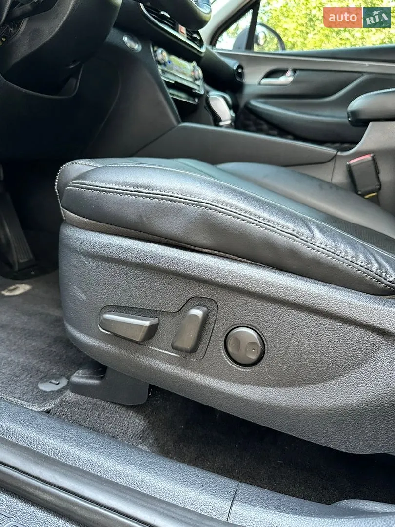 2019 Hyundai Santa Fe - мініатюра 10