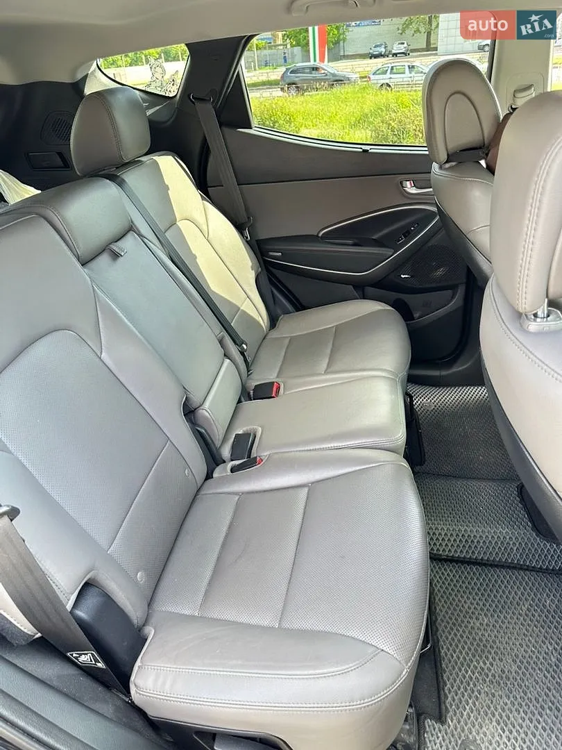 2017 Hyundai Santa Fe - мініатюра 34