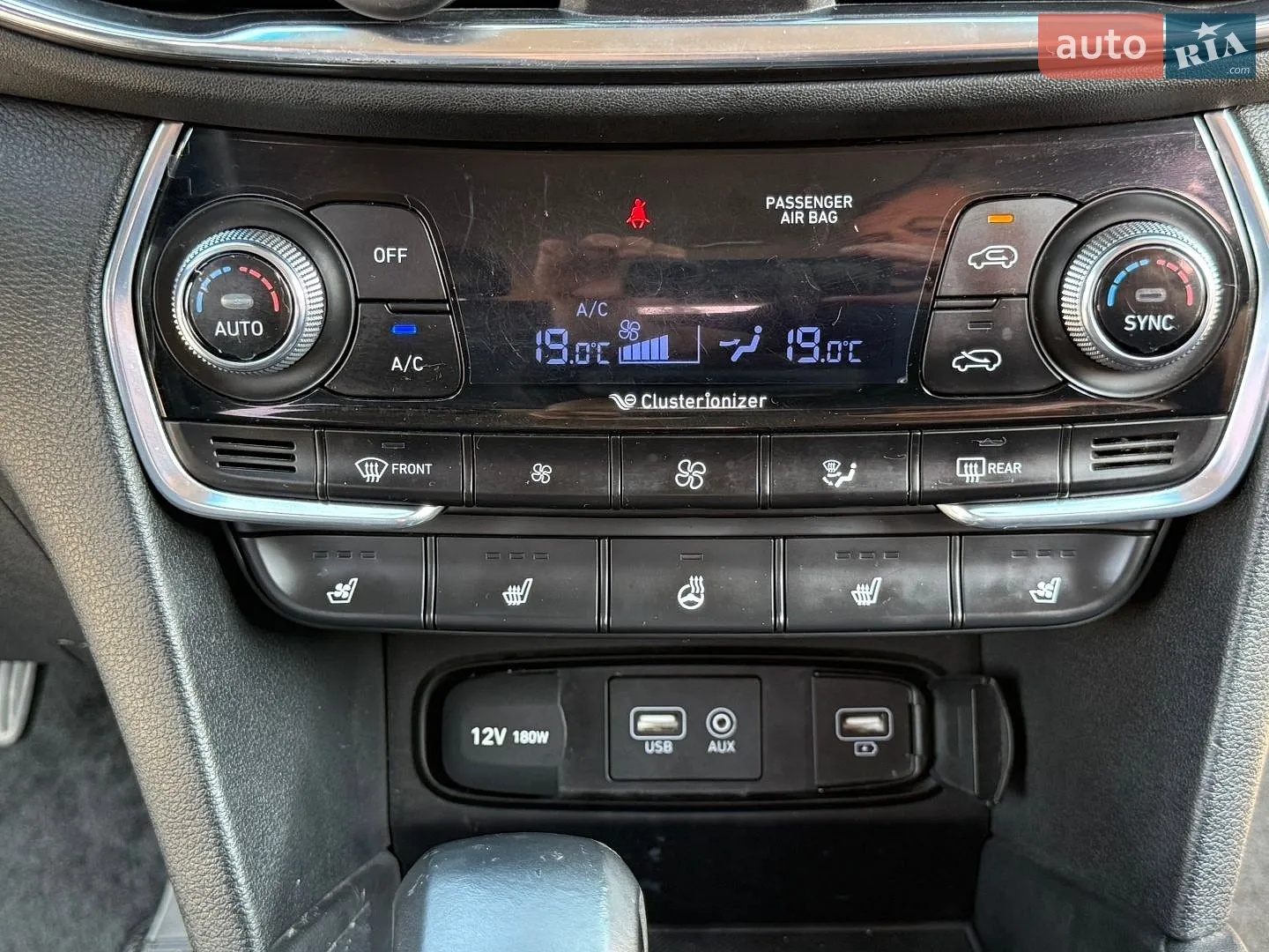 2018 Hyundai Santa Fe - мініатюра 23