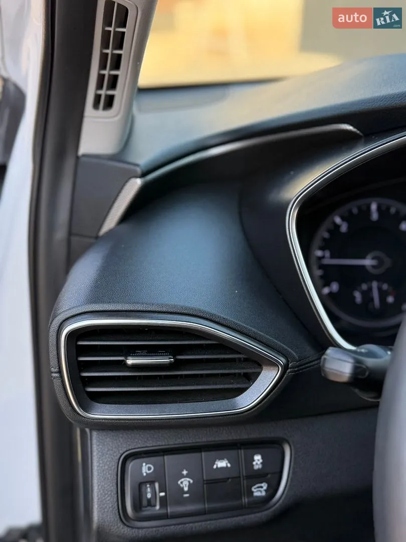 2018 Hyundai Santa Fe - мініатюра 26