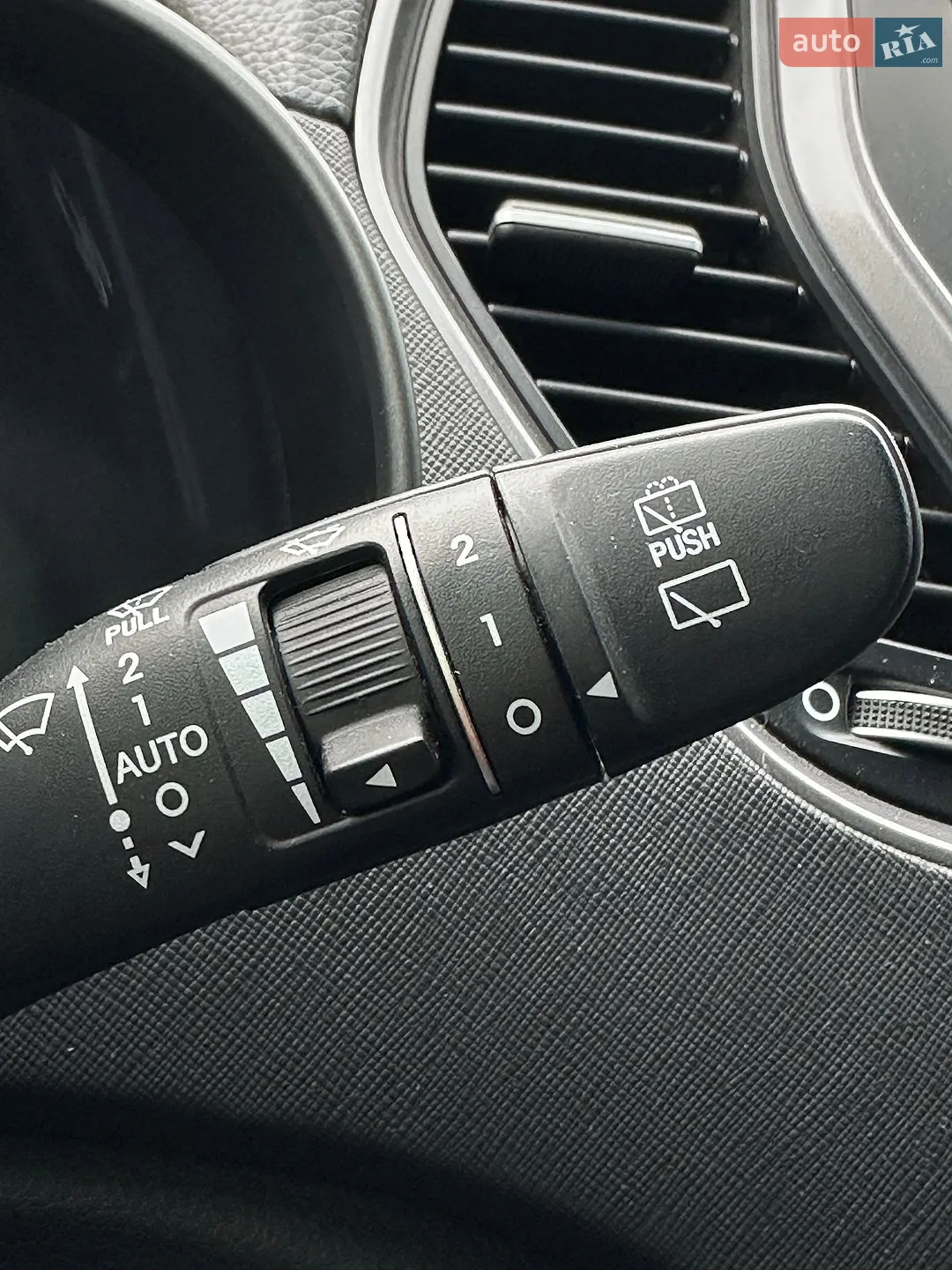 2013 Hyundai Santa Fe - мініатюра 34