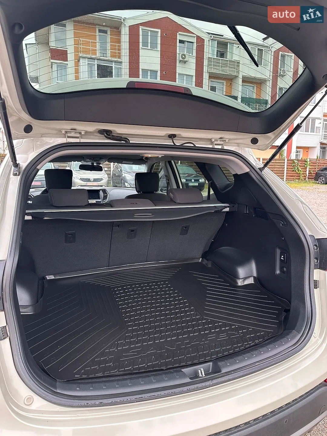 2013 Hyundai Santa Fe - мініатюра 17